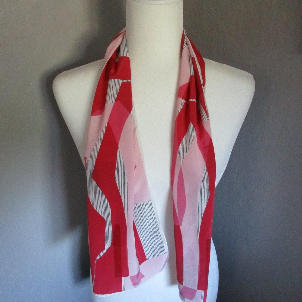 Raspberry & pink oblong scarf